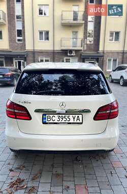 Хэтчбек Mercedes-Benz B-Class 2016 в 