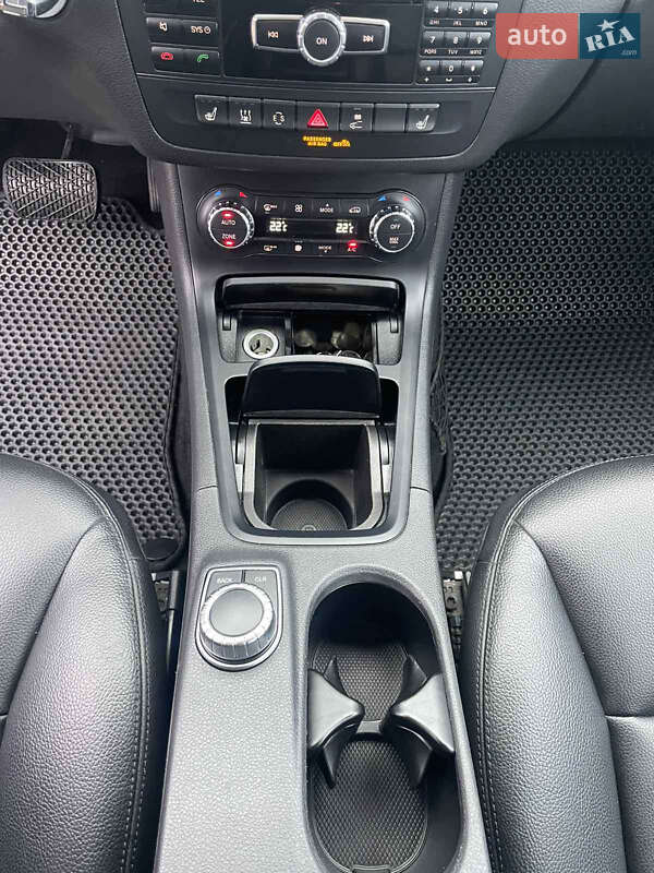 Хэтчбек Mercedes-Benz B-Class 2014 в Коростене