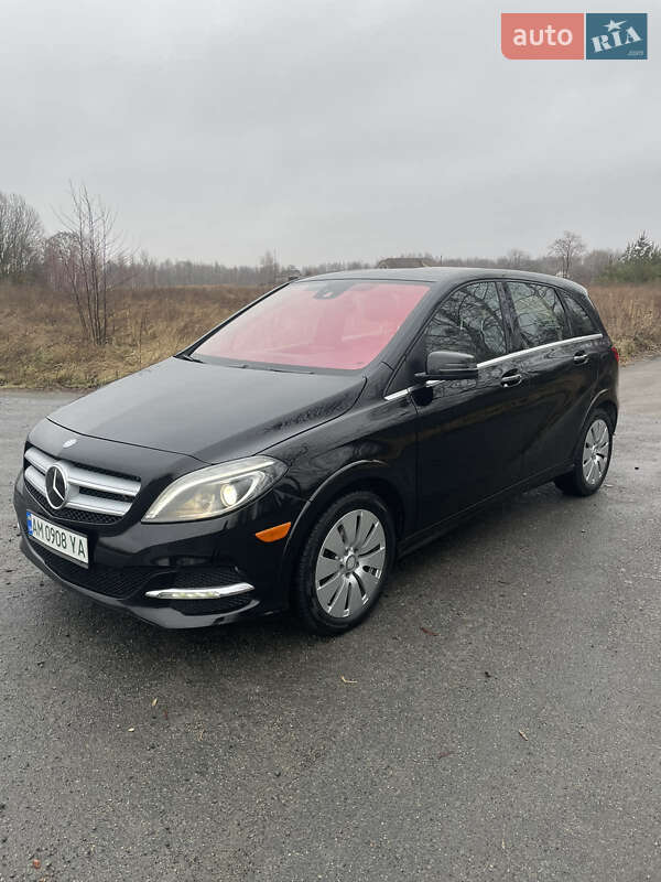 Хэтчбек Mercedes-Benz B-Class 2014 в Коростене