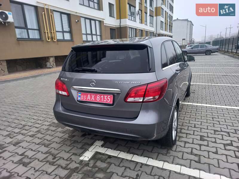 Хэтчбек Mercedes-Benz B-Class 2015 в Ковеле