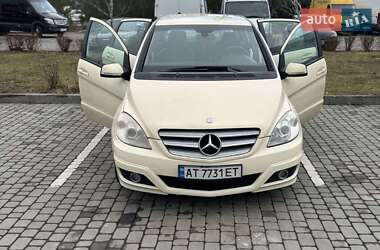 Хэтчбек Mercedes-Benz B-Class 2010 в Ивано-Франковске