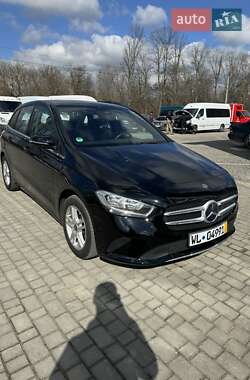 Хетчбек Mercedes-Benz B-Class 2019 в 