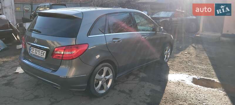 Хэтчбек Mercedes-Benz B-Class 2013 в Черновцах