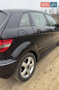 Хэтчбек Mercedes-Benz B-Class 2007 в 