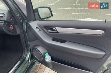Хэтчбек Mercedes-Benz B-Class 2009 в 