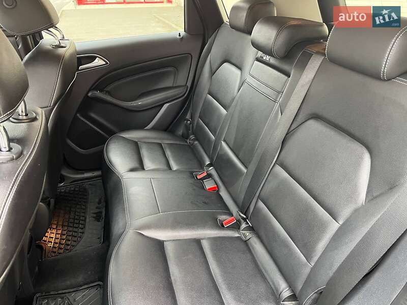 Хетчбек Mercedes-Benz B-Class 2016 в Житомирі