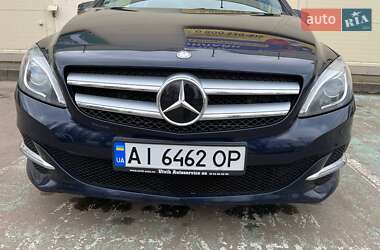 Хэтчбек Mercedes-Benz B-Class 2016 в 