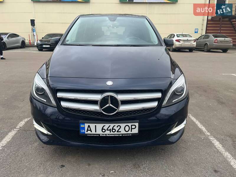 Хетчбек Mercedes-Benz B-Class 2016 в Житомирі