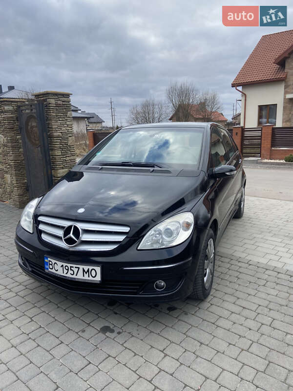Хэтчбек Mercedes-Benz B-Class 2007 в 