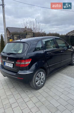 Хэтчбек Mercedes-Benz B-Class 2007 в 
