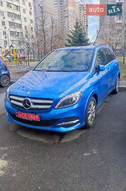 Хетчбек Mercedes-Benz B-Class 2017 в Києві