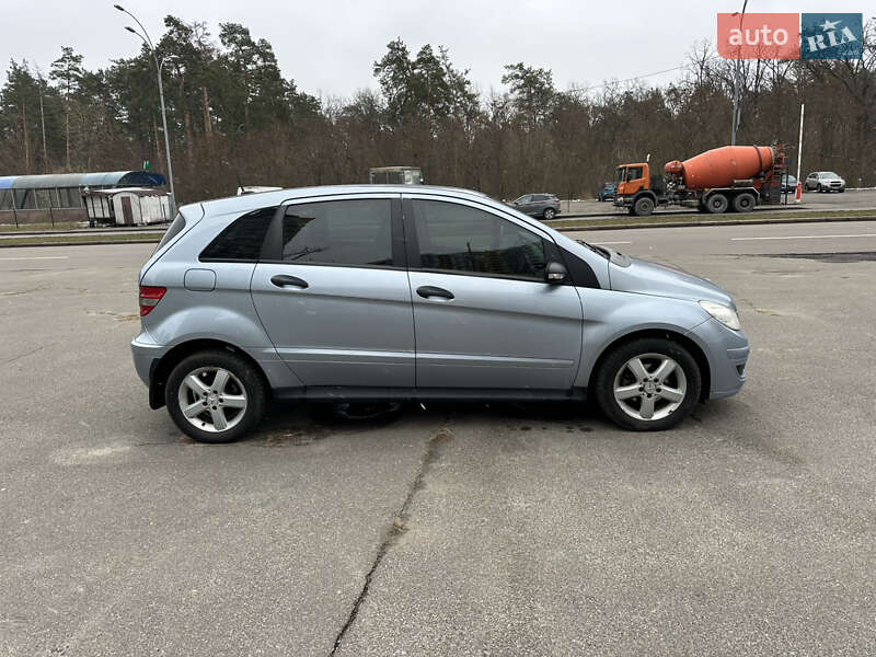 Хетчбек Mercedes-Benz B-Class 2006 в Києві фото 25 Хетчбек Mercedes-Benz B-Class 2006 в Києві