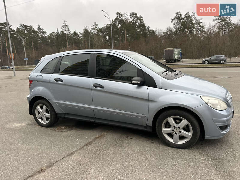 Хетчбек Mercedes-Benz B-Class 2006 в Києві фото 39 Хетчбек Mercedes-Benz B-Class 2006 в Києві