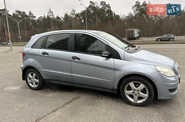Хэтчбек Mercedes-Benz B-Class 2006 в 