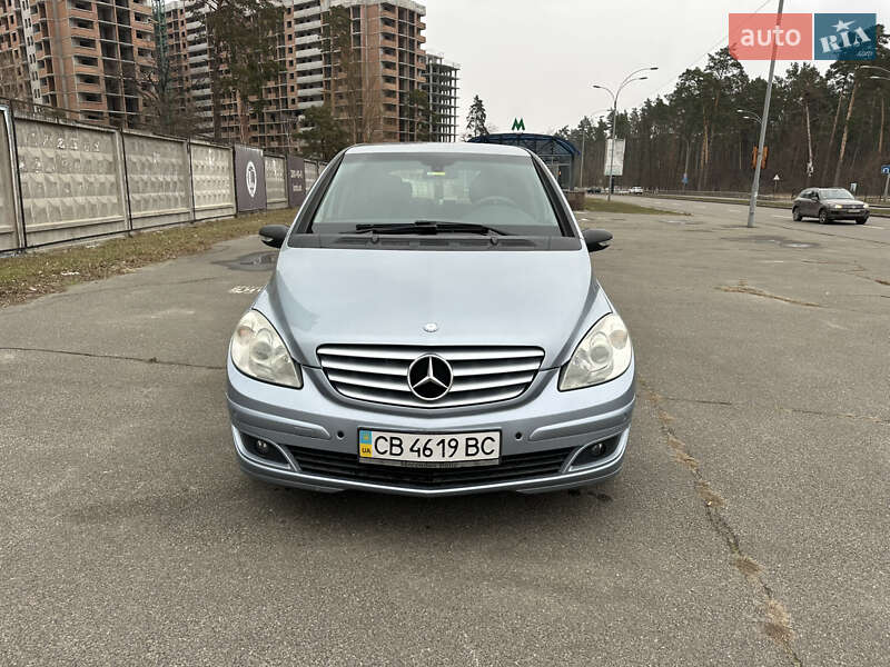 Хетчбек Mercedes-Benz B-Class 2006 в Києві фото 44 Хетчбек Mercedes-Benz B-Class 2006 в Києві