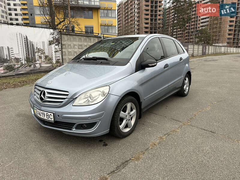 Хетчбек Mercedes-Benz B-Class 2006 в Києві фото 45 Хетчбек Mercedes-Benz B-Class 2006 в Києві