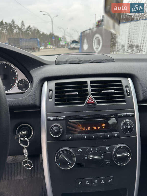 Хетчбек Mercedes-Benz B-Class 2006 в Києві фото 86 Хетчбек Mercedes-Benz B-Class 2006 в Києві