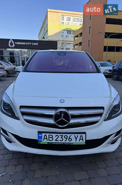 Хэтчбек Mercedes-Benz B-Class 2015 в 