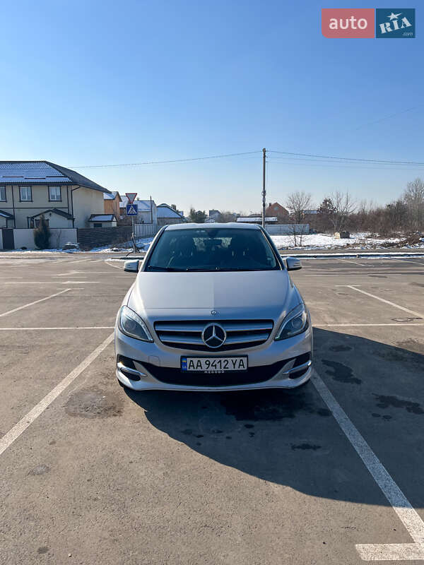 Mercedes-Benz B-Class 2015
