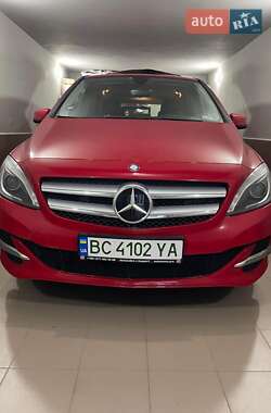 Хэтчбек Mercedes-Benz B-Class 2015 в 