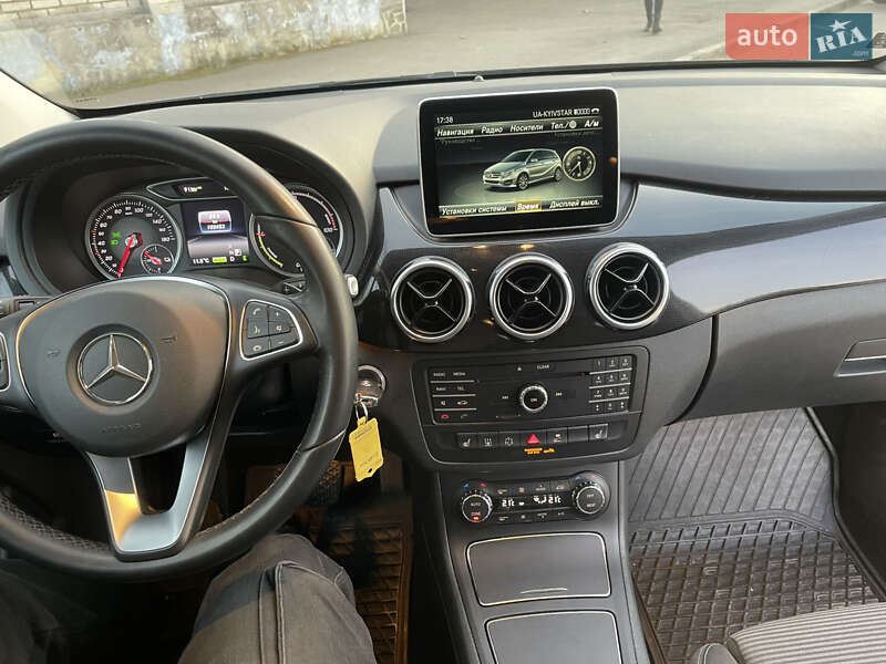 Хэтчбек Mercedes-Benz B-Class 2016 в Виннице