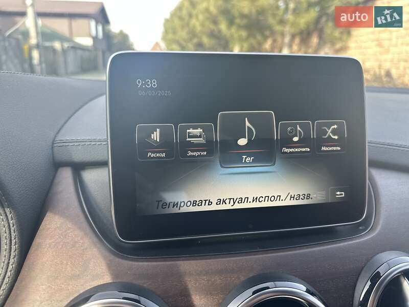 Хэтчбек Mercedes-Benz B-Class 2016 в Киеве