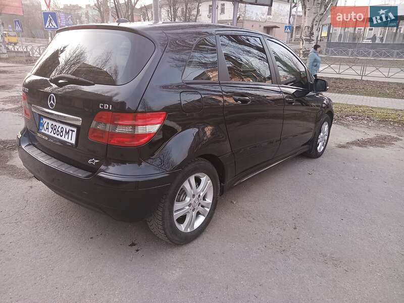 Хэтчбек Mercedes-Benz B-Class 2011 в Кропивницком