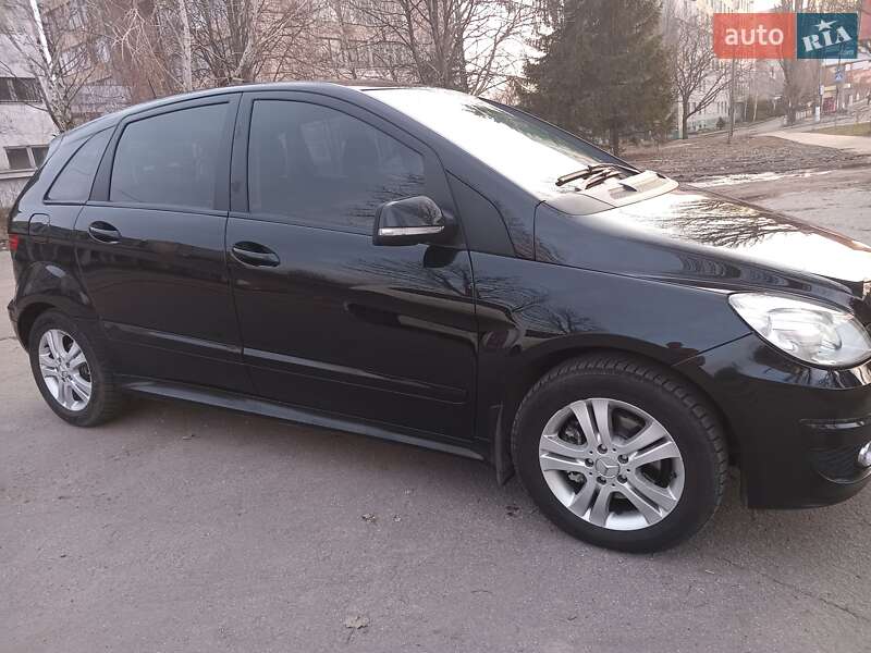 Хэтчбек Mercedes-Benz B-Class 2011 в Кропивницком