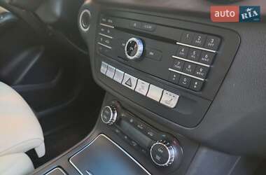 Хэтчбек Mercedes-Benz B-Class 2017 в 