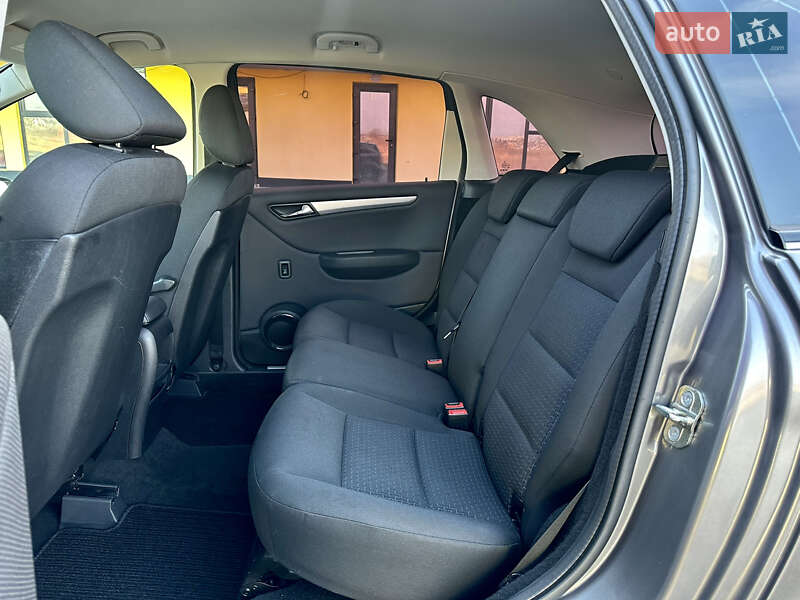 Хетчбек Mercedes-Benz B-Class 2011 в Тернополі