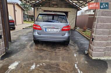 Хетчбек Mercedes-Benz B-Class 2014 в 