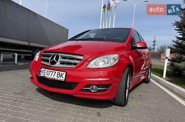 Mercedes-Benz B-Class 2011