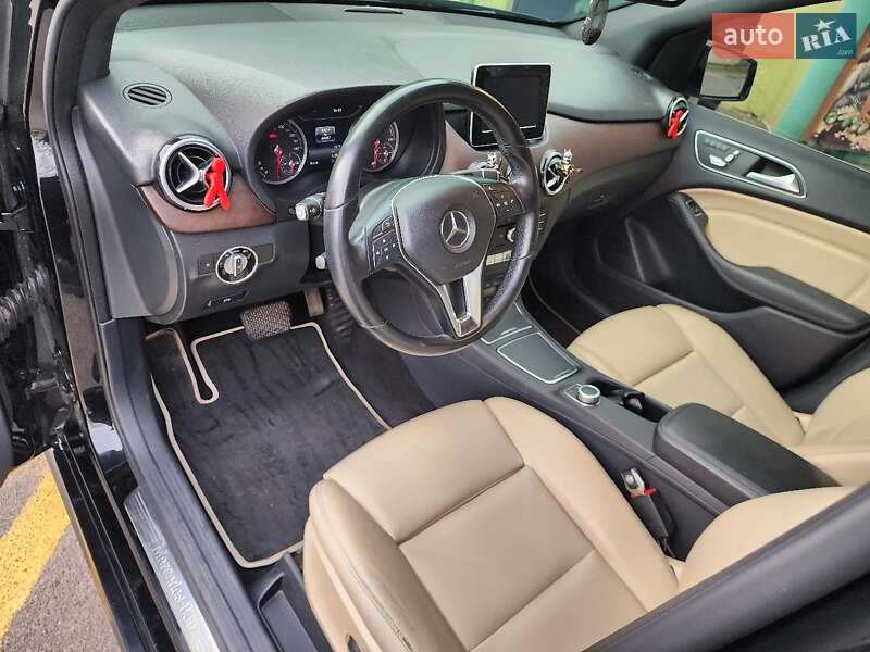 Хэтчбек Mercedes-Benz B-Class 2016 в Одессе