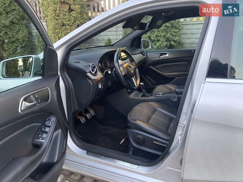 Хетчбек Mercedes-Benz B-Class 2012 в Золочеві
