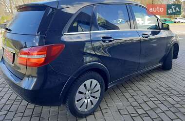 Хэтчбек Mercedes-Benz B-Class 2015 в 