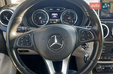 Хэтчбек Mercedes-Benz B-Class 2015 в 