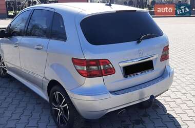 Хэтчбек Mercedes-Benz B-Class 2008 в 