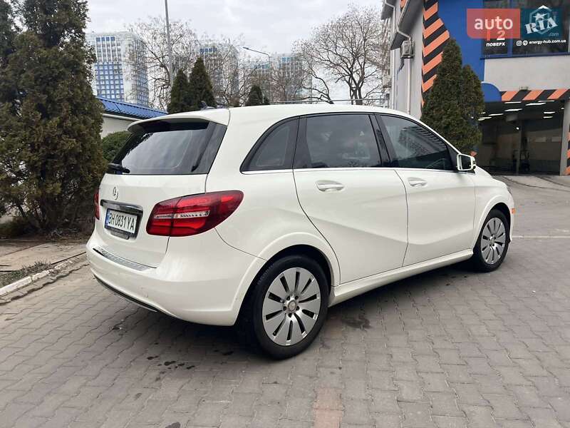 Хэтчбек Mercedes-Benz B-Class 2015 в Одессе
