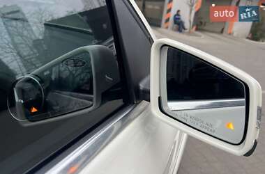 Хетчбек Mercedes-Benz B-Class 2015 в 