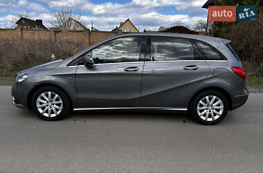 Хэтчбек Mercedes-Benz B-Class 2012 в 