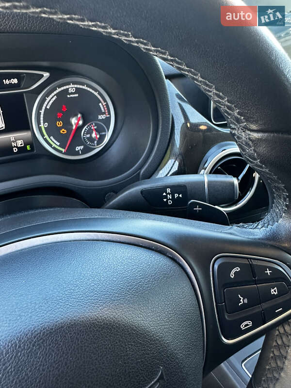Хэтчбек Mercedes-Benz B-Class 2016 в Киеве