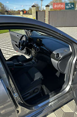 Хэтчбек Mercedes-Benz B-Class 2016 в 