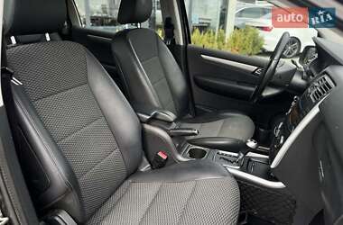 Хэтчбек Mercedes-Benz B-Class 2010 в 