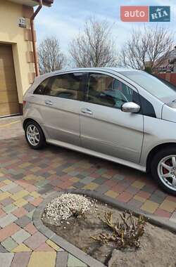 Хэтчбек Mercedes-Benz B-Class 2006 в 