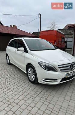 Mercedes-Benz B-Class 2012