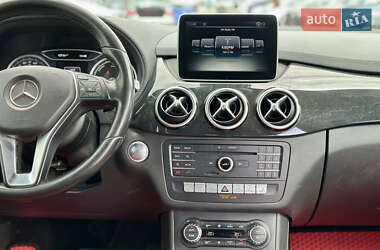 Хетчбек Mercedes-Benz B-Class 2015 в 
