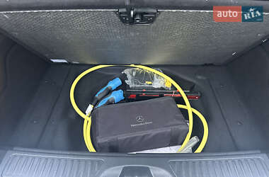 Хэтчбек Mercedes-Benz B-Class 2016 в 