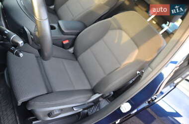 Хетчбек Mercedes-Benz B-Class 2017 в 