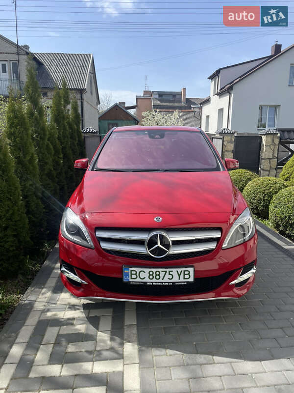 Хэтчбек Mercedes-Benz B-Class 2017 в Львове
