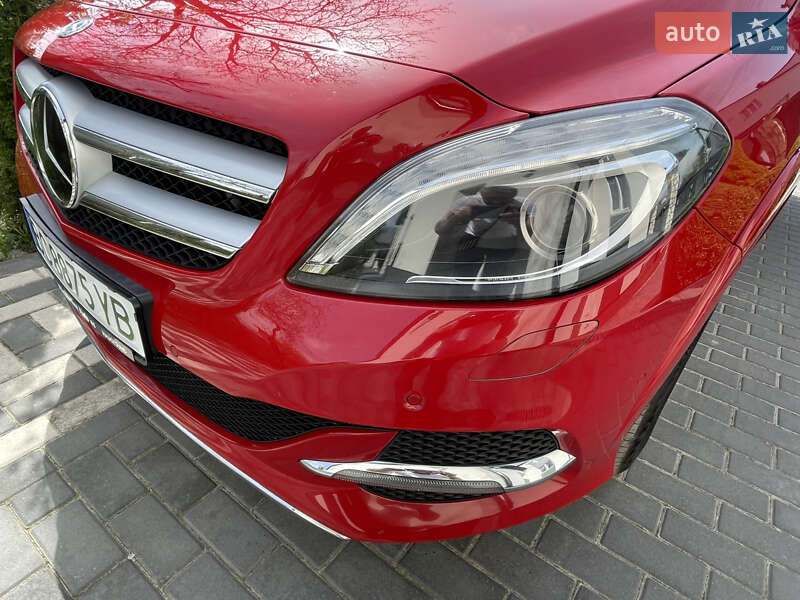 Хэтчбек Mercedes-Benz B-Class 2017 в Львове